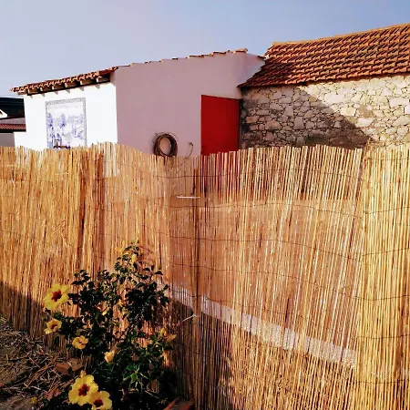Moita Cottage Exterior photo